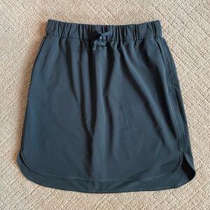 Lululemon skort- size 10
